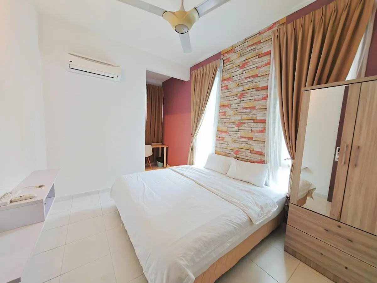 Holiday home 2 Spacious Lupsxury Conor Villa Garden Parking Group Family Gathering Wedding Gelugor
